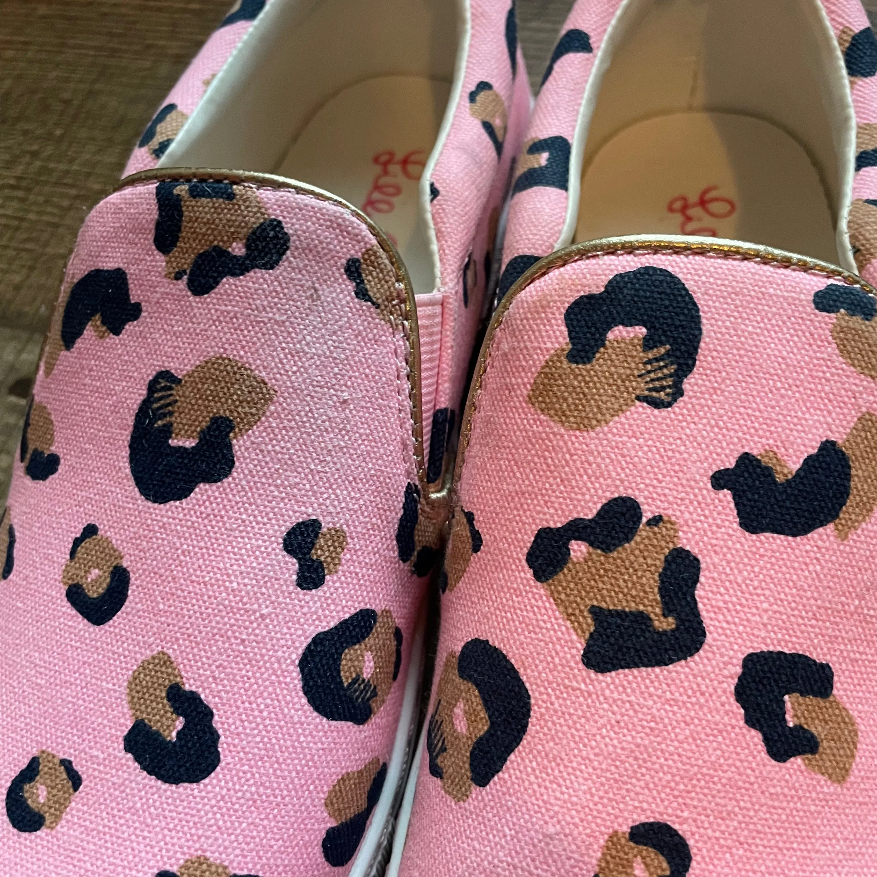 Lilly Pulitzer Pink Animal Print Slip On Sneakers- Size 7 (see notes)