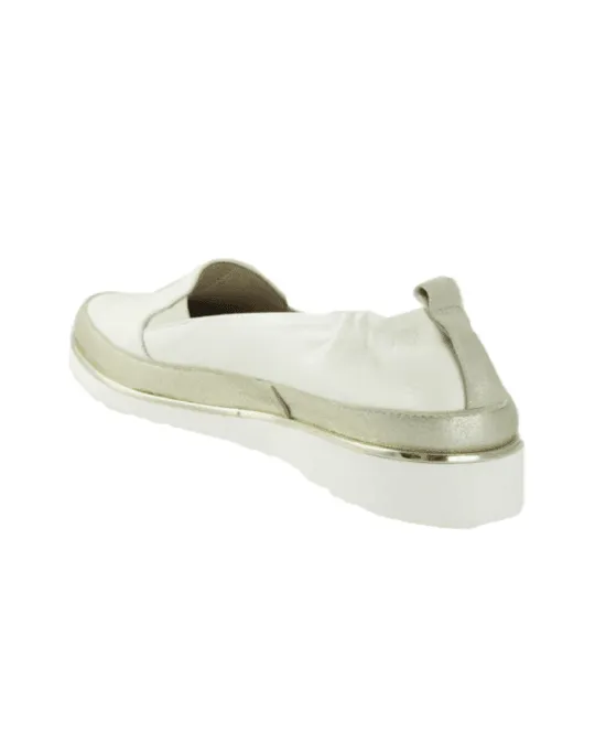 Nelleca Slip-on Sneaker