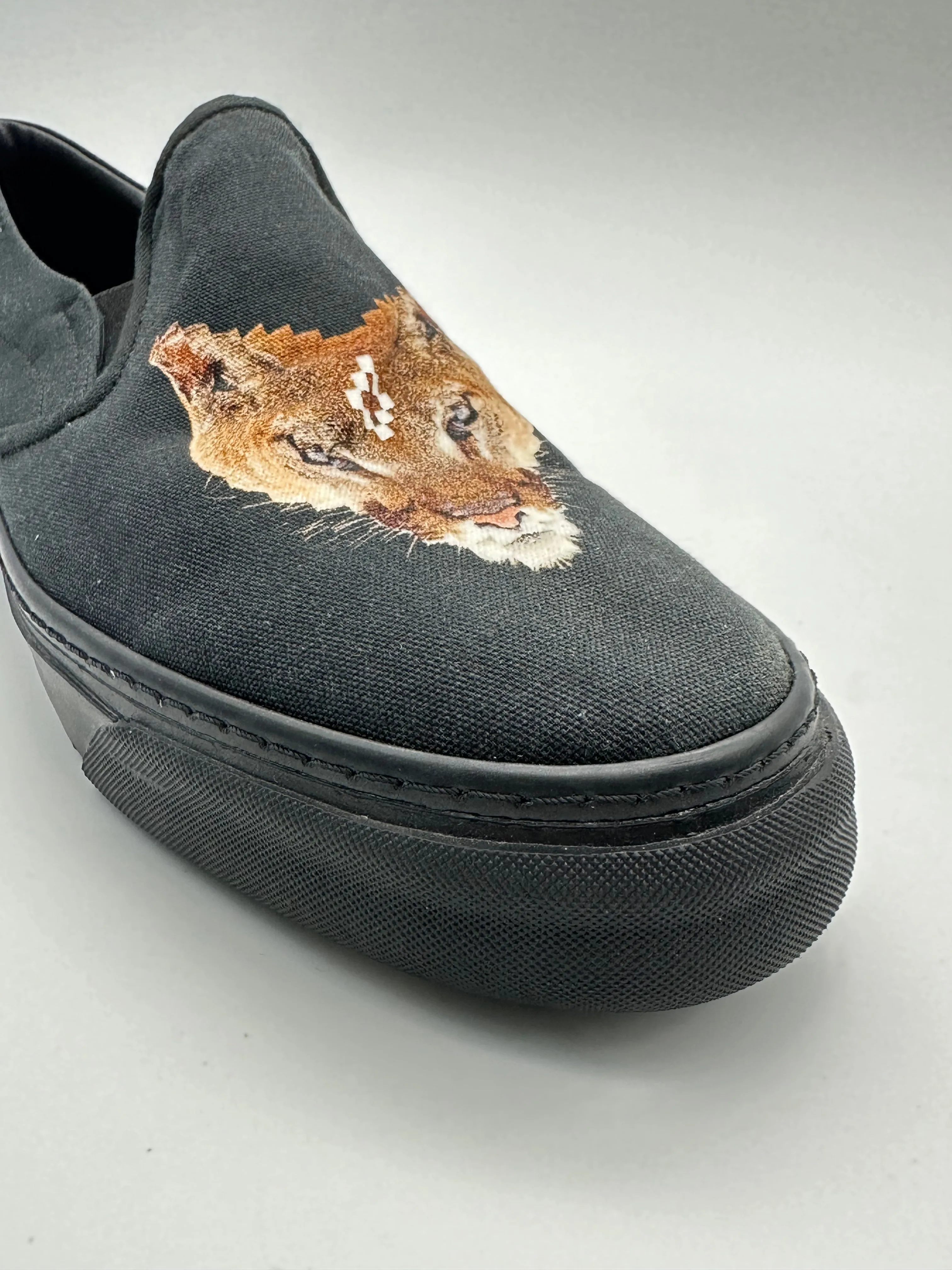 Slide-on Sneakers